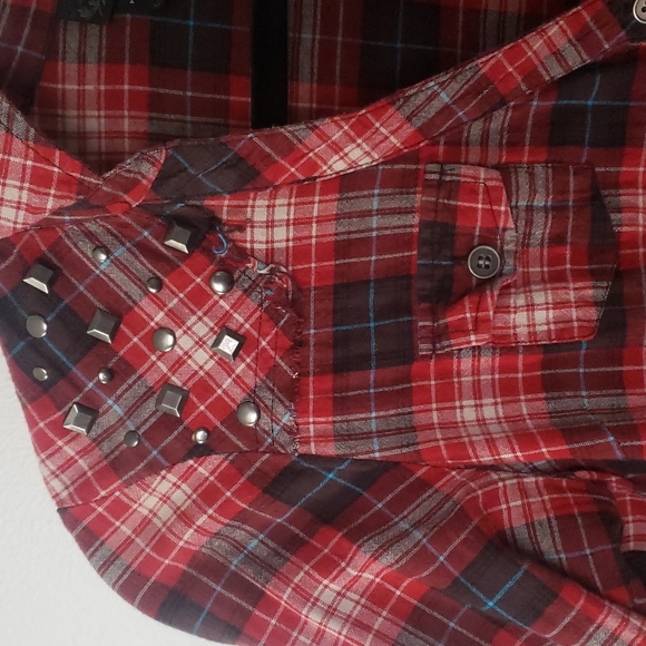 Plaid button down - Picture 4 of 4